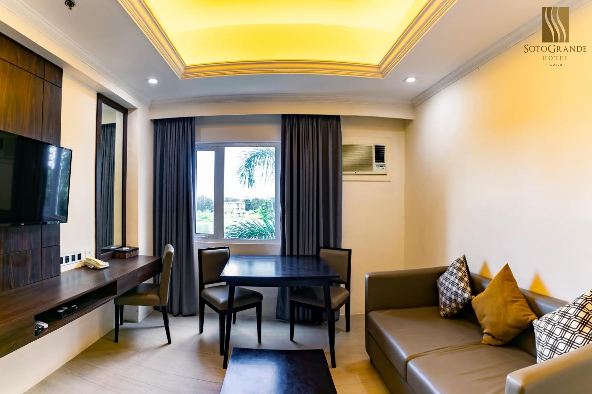 Sotogrande Iloilo Hotel Exterior photo
