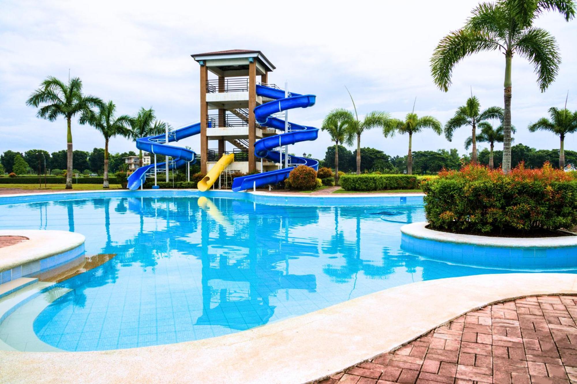Sotogrande Iloilo Hotel Exterior photo