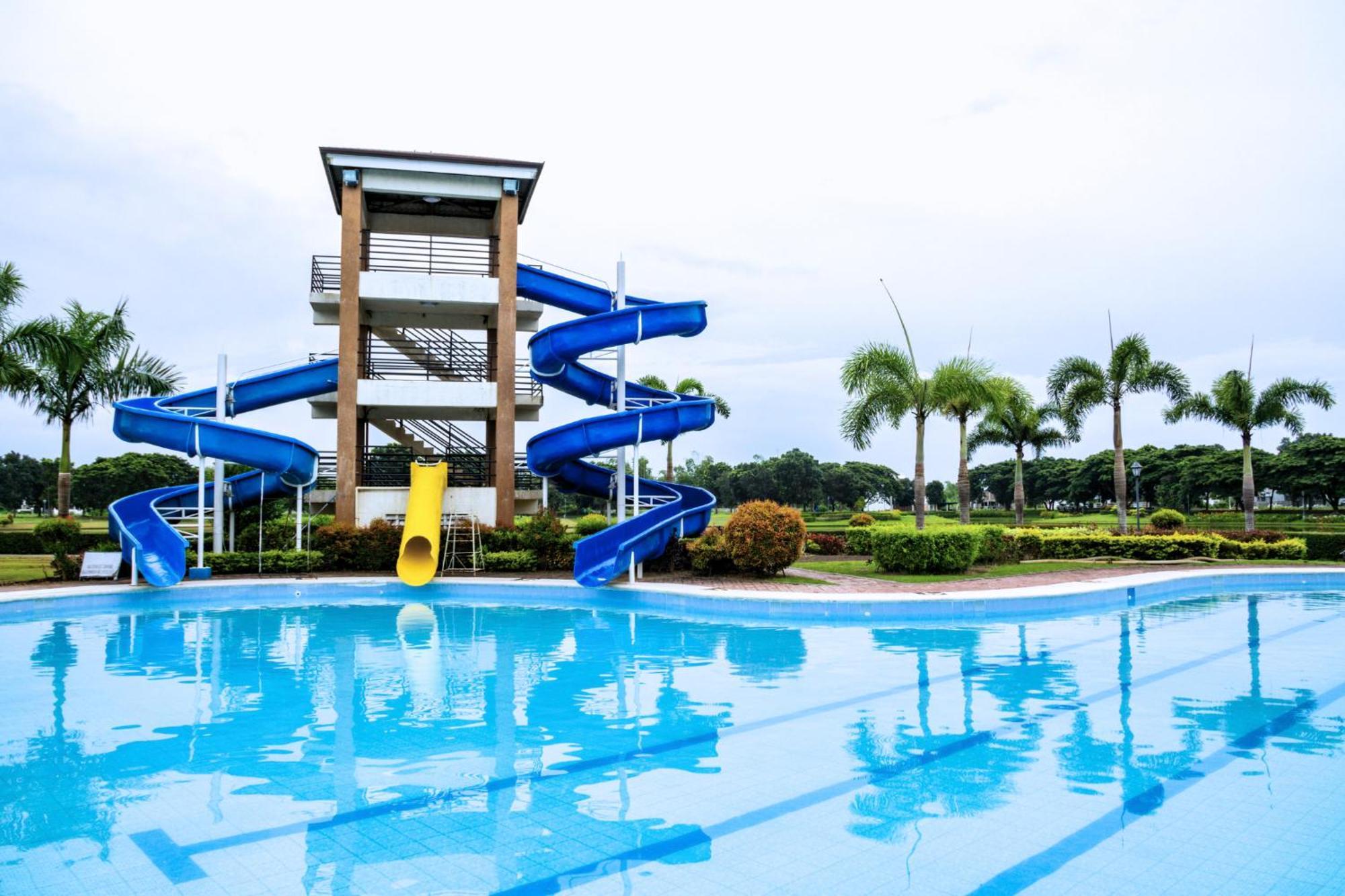 Sotogrande Iloilo Hotel Exterior photo